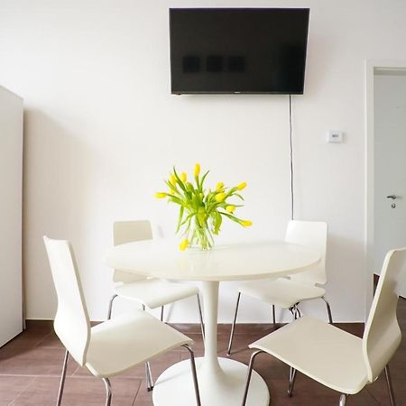 Wonderful Big Apartment Near Yppen Market Viyana Dış mekan fotoğraf
